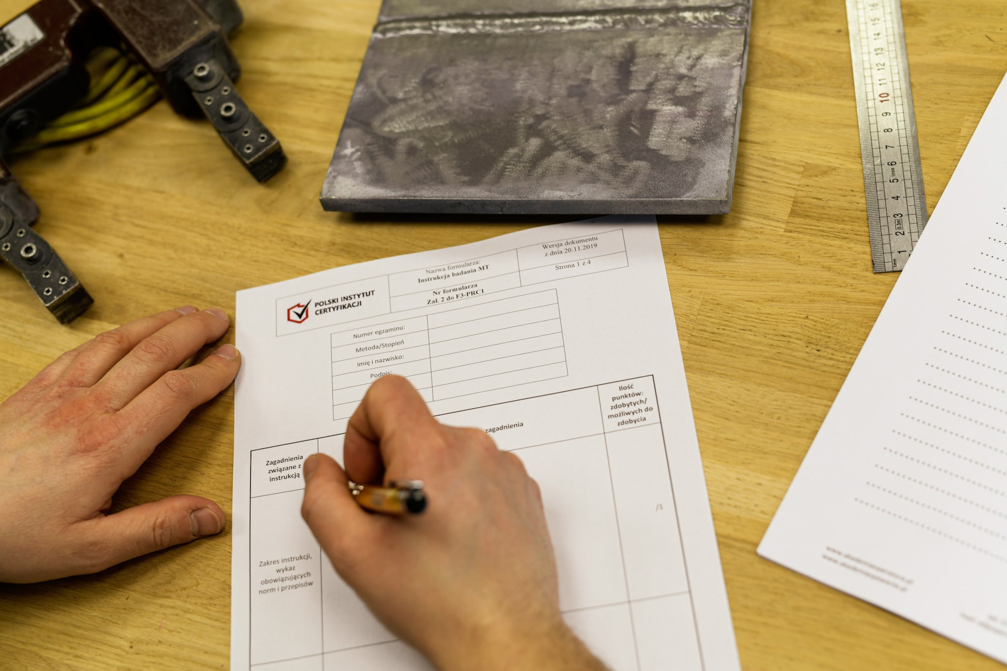 Recertyfikacja NDT MT - kursy spawalnicze Wrocław - Akademia Spawania